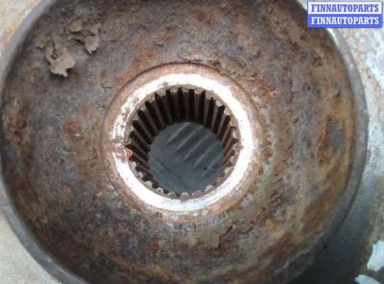 купить ступица задняя левая на BMW 1 E87