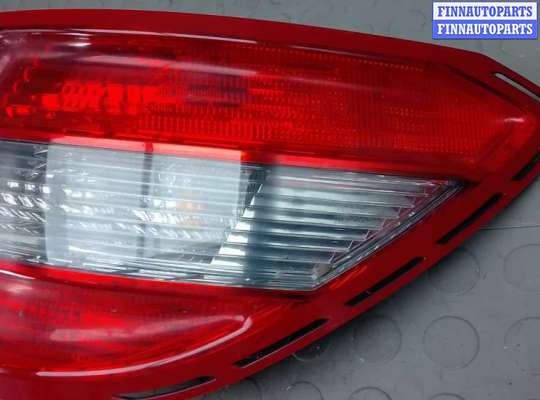 купить фонарь задний правый на MERCEDES BENZ C-CLASS W204