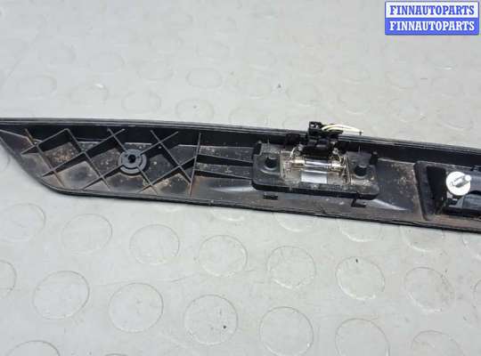 Планка подсветки номера на Volkswagen Tiguan I (5N)