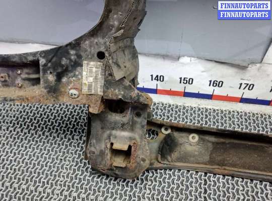 Панель передняя (телевизор) на Volkswagen Transporter T5