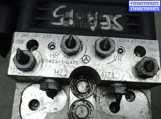 Блок ABS на Mercedes-Benz E (W211)