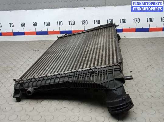 Интеркулер на Volkswagen Passat B6 (3C)