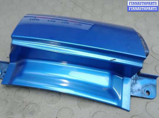 купить ус под фонарь правый на NISSAN NOTE E11