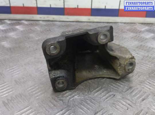 купить кронштейн двигателя дизельный на AUDI Q7