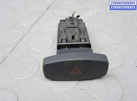 Кнопка аварийной остановки на Renault Duster