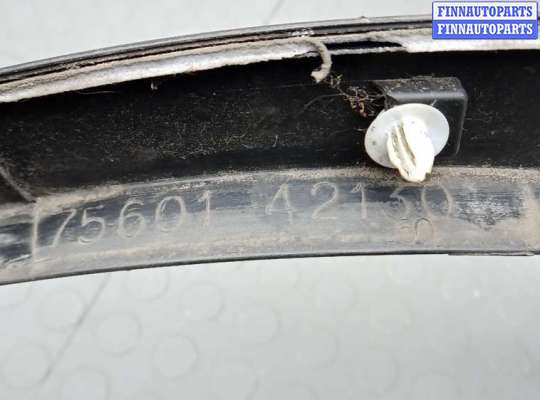 купить молдинг крыла переднего правого на TOYOTA RAV 4 CA40