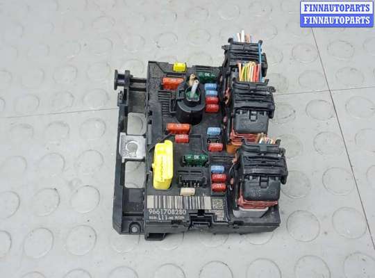 блок предохранителей PG1156214 на PEUGEOT 307