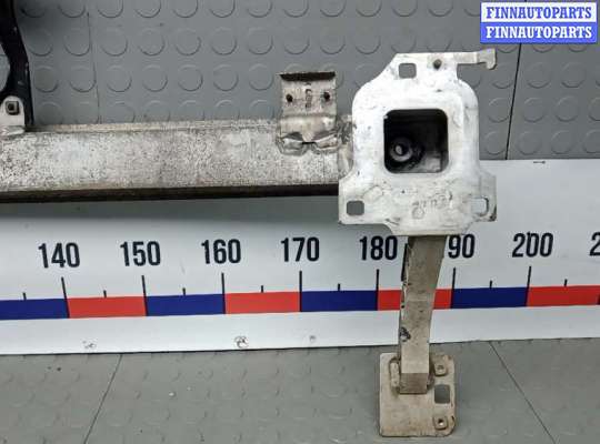 купить усилитель бампера передний (кронштейн) на PEUGEOT 208