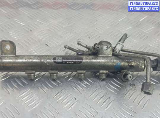 Рампа (рейка) топливная на Opel Zafira B