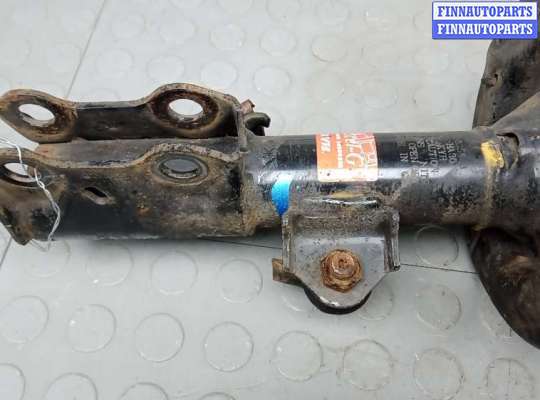 купить стойка передняя правая на TOYOTA VERSO AR2