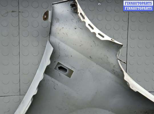 Крыло переднее на Jeep Grand Cherokee IV (WK2)