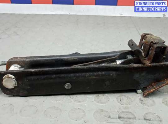 купить домкрат на VOLKSWAGEN PASSAT B6