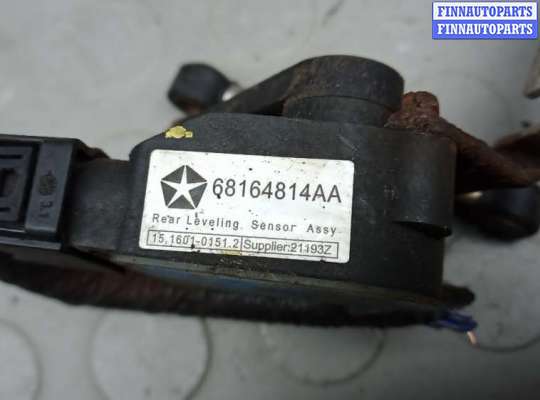 купить датчик положения подвески на JEEP GRAND CHEROKEE WK2