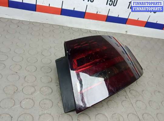 купить фонарь задний правый на AUDI A4 B8