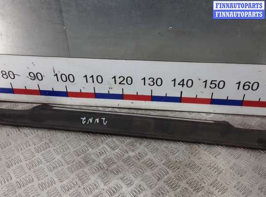 купить накладка порога внутренняя правая на MERCEDES BENZ R-CLASS W251