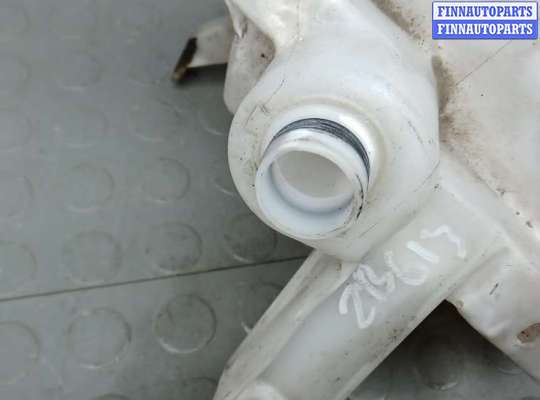 купить бачок омывателя на TOYOTA RAV 4 CA40