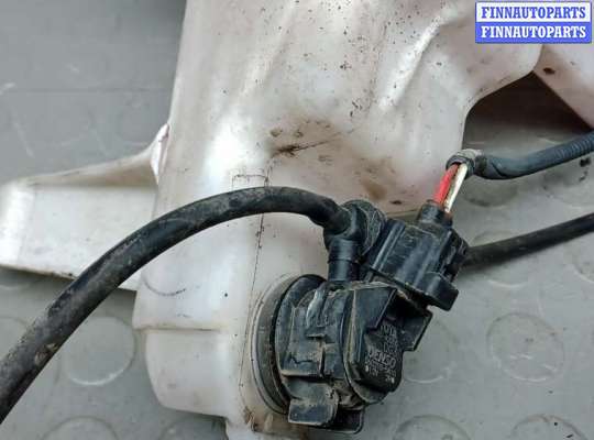 купить бачок омывателя на TOYOTA RAV 4 CA40