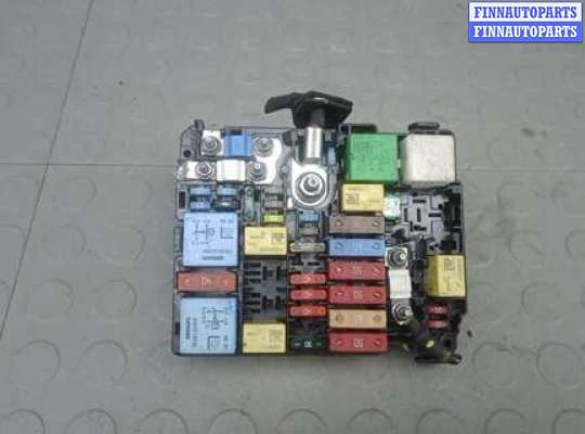 блок предохранителей CT1095292 на CITROEN C4 GRAND PICASSO 2