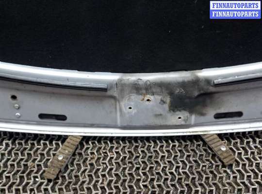 Капот на Volkswagen Passat B6 (3C)