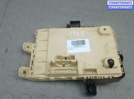 блок предохранителей HN568406 на HYUNDAI I30 GD