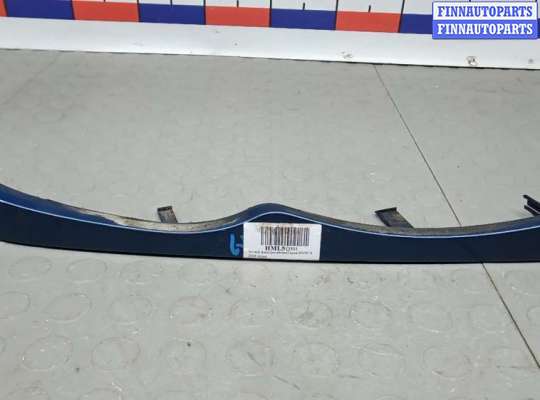 ус под фару (ресничка) правый BM3481325 на BMW 3 E46