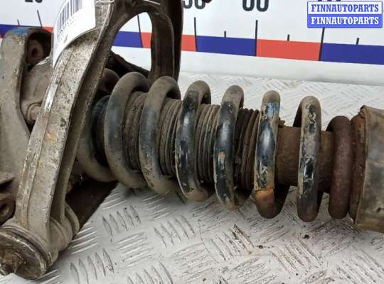 Стойка подвески амортизационная на Volkswagen Touareg I (7L)