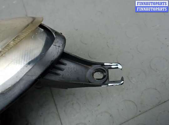 Фара передняя на Nissan Note (E11)