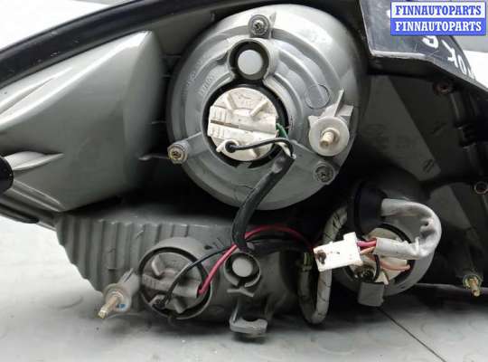 Фонарь задний на Hyundai Coupe / Tiburon II (GK)