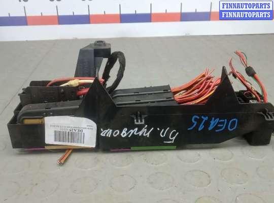 купить блок предохранителей на AUDI A6 C7