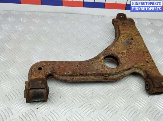 купить рычаг передний нижний правый на OPEL ZAFIRA B