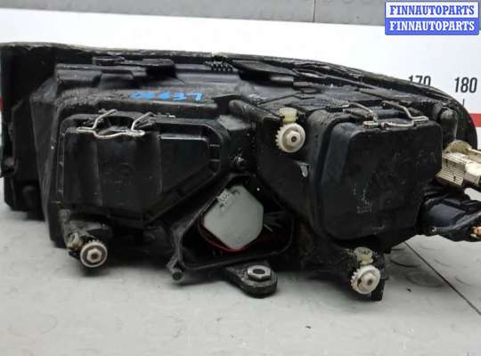 купить фара правая на SKODA SUPERB 1