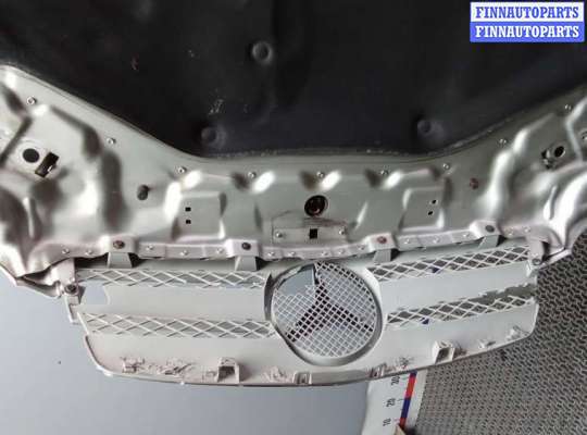 Капот на Mercedes-Benz E (W211)