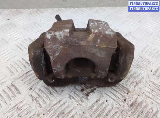 купить суппорт тормозной задний правый на TOYOTA RAV 4 CA40