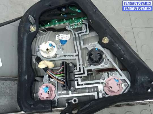 купить фонарь задний правый на MERCEDES BENZ S-CLASS W220