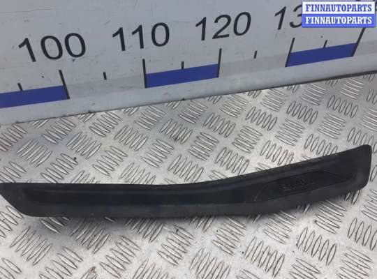 накладка порога внутренняя правая BM3468411 на BMW 3 F30/F31