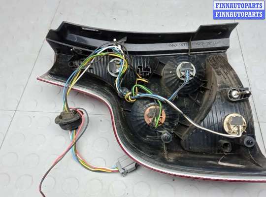 купить фонарь задний правый на VOLVO XC90 1