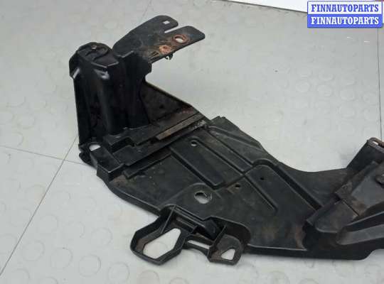 купить крепление фары левой на RENAULT MEGANE 3