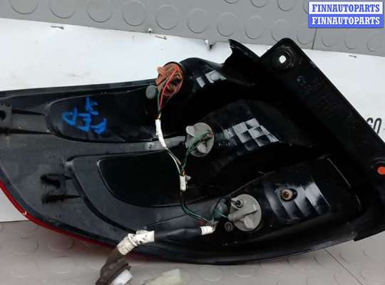 купить фонарь задний правый на SUZUKI SX4 YA11S