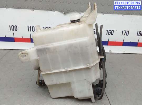 купить бачок омывателя на LEXUS RX 2