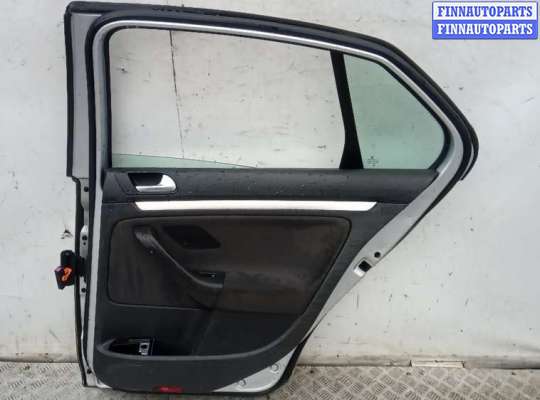 Дверь боковая на Volkswagen Jetta V (1K)