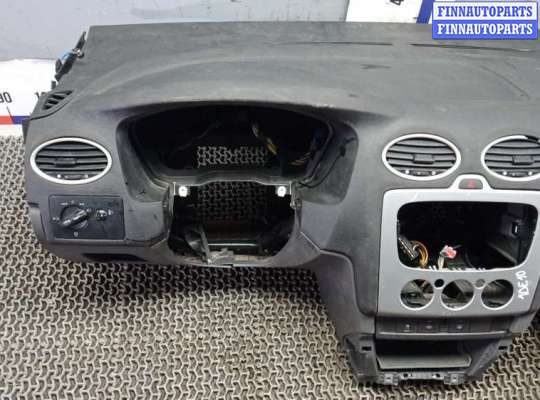 Панель передняя салона (Торпедо) на Ford Focus II