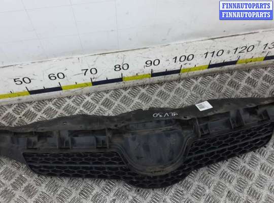 купить решетка радиатора на TOYOTA AURIS E150