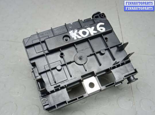 купить блок предохранителей на PEUGEOT 308 1