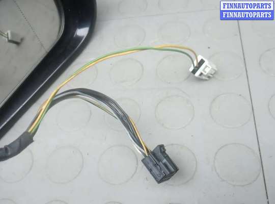 Зеркало боковое на Mercedes-Benz C (W203)