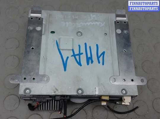 купить усилитель антенны на AUDI Q7