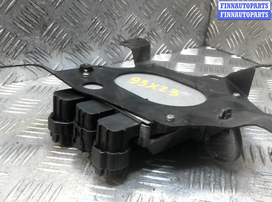 купить блок управления форсунками на LEXUS IS 2 (XE20)