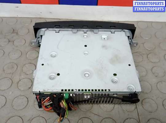 купить магнитола на MERCEDES BENZ VITO W639