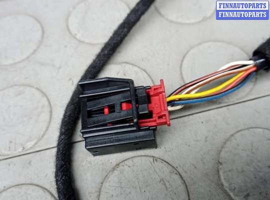 купить зеркало наружное правое на VOLKSWAGEN PASSAT B6