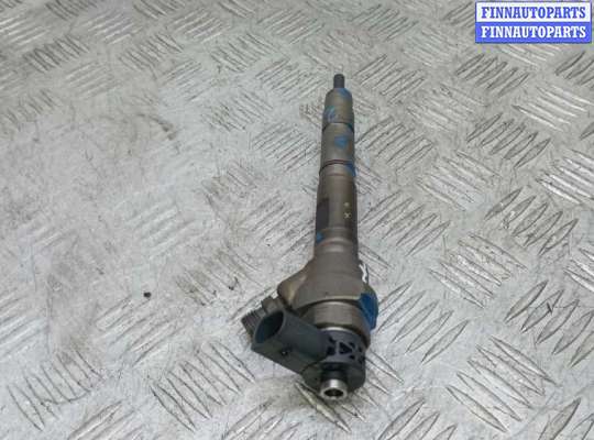 Форсунка топливная на Volkswagen Golf VI (5K)