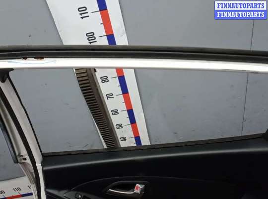 купить дверь задняя правая на HYUNDAI IX35 1